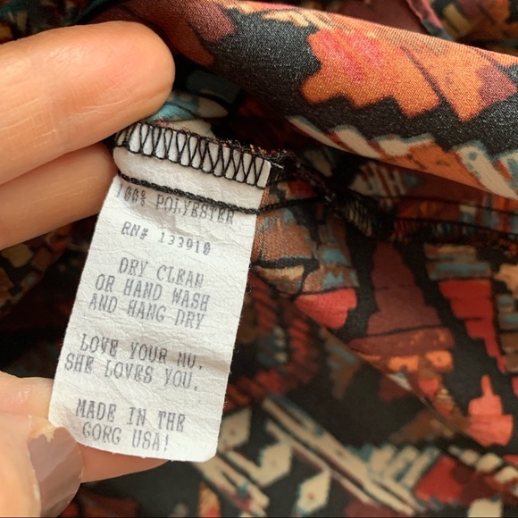 Show Me Your MuMu Geometric pattern boho printed blouse draped sleeve - Picture 7 of 10